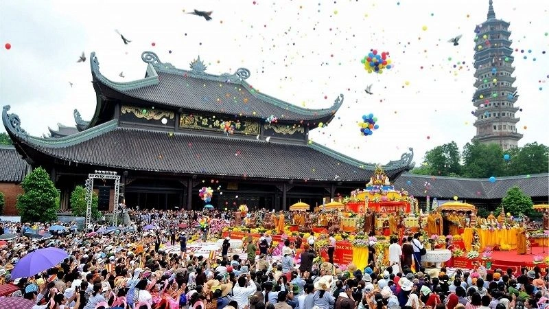 Mơ thấy đi chùa nghĩa là sao?